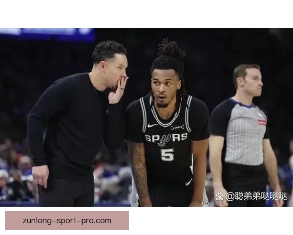 马刺强势4比1淘汰开拓者晋级 文班亚马统治内线福克斯全面爆发引领胜利